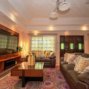 Villa Tropical Escape, Ocho Rios